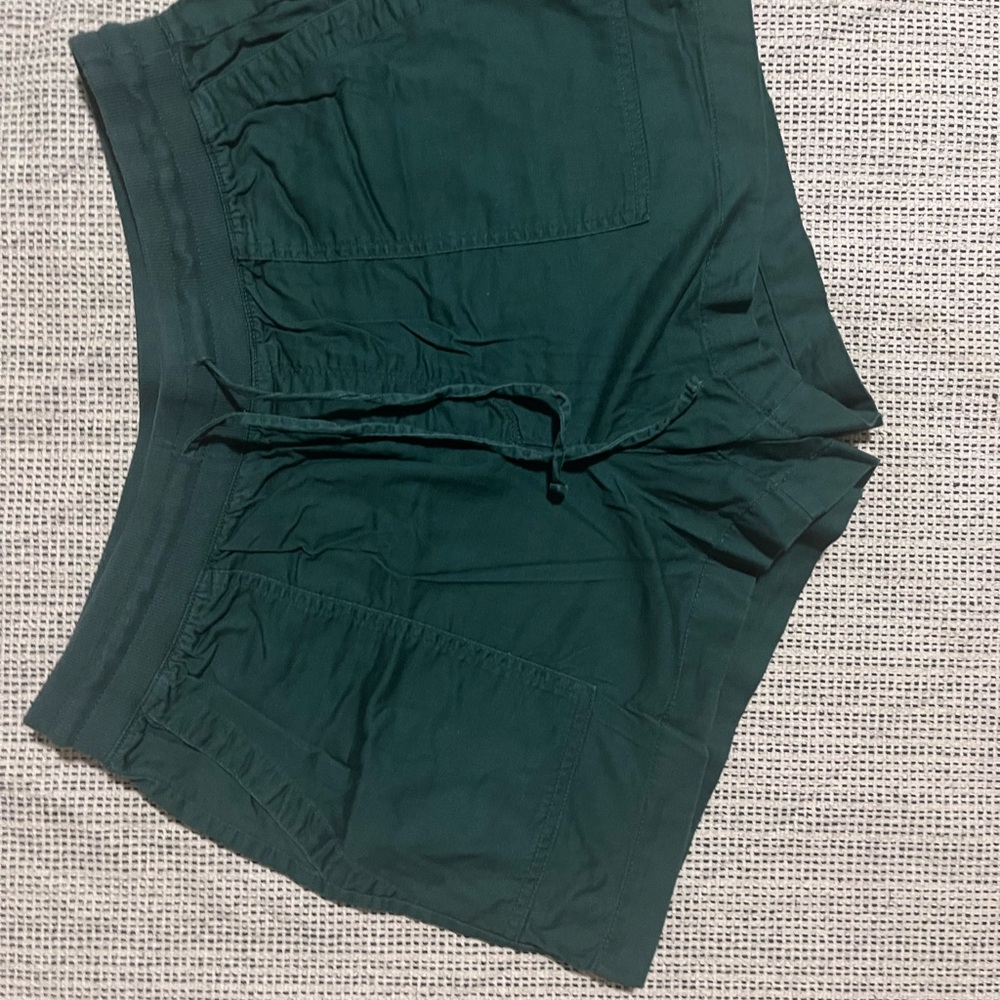 GAP Dark Green Women's Cargo Shorts
